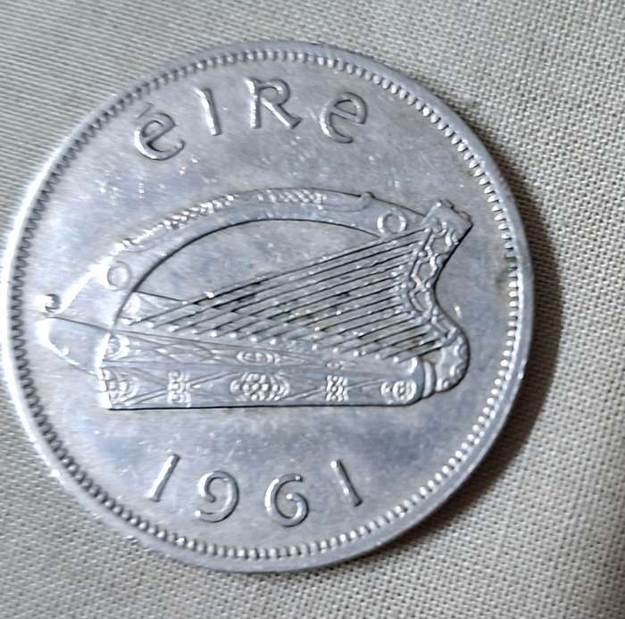 Irish Hunter Horse Coin - 1961 2/6 - Perfect gift for a sporthorse enthusiast