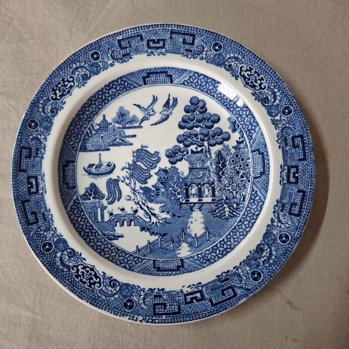 Wedgwood Willow Plate blue and white  1952  -16 cms - Replacement porcelain