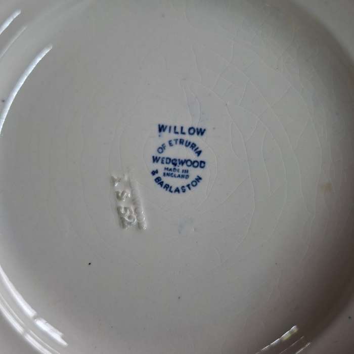 Wedgwood Willow Plate blue and white  1952  -16 cms - Replacement porcelain
