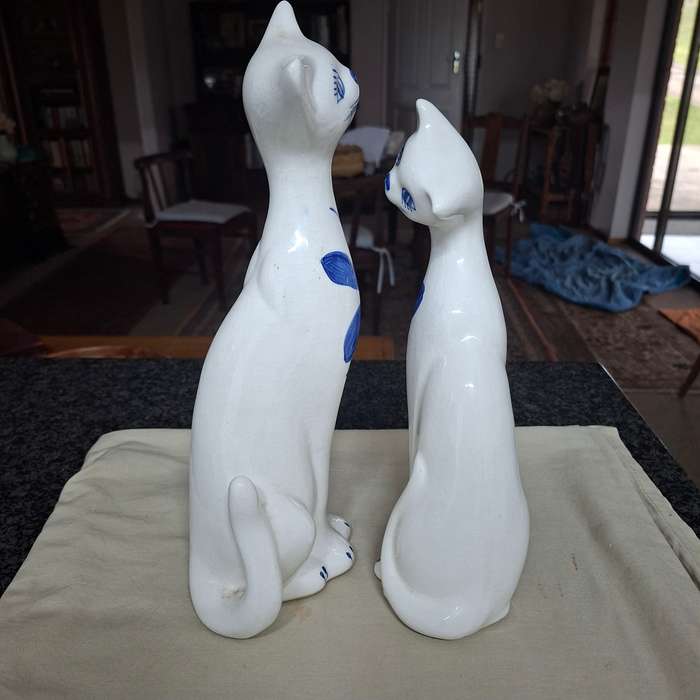 2 Cat figurines - blue and white - hand painted - 33 cms tall