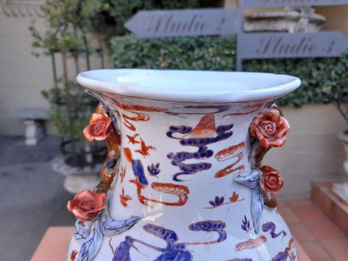 A 20th Century Chinese Vase