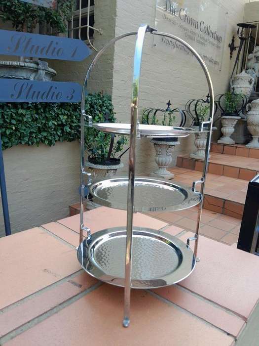 A 20th Century Silver-Plate Cake / Food Circular Stand