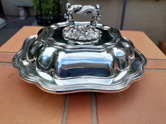 A 20th Century Electroplate Entrée Dish With Cover