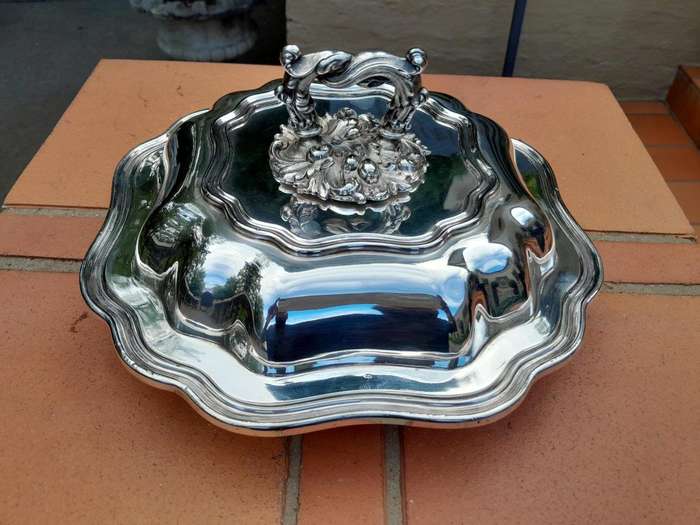 A 20th Century Electroplate Entrée Dish With Cover