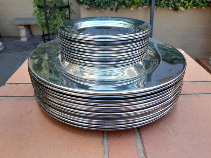 A 20th Century Set of 24 x Silver Plated Hartford-Sterling Underplates with HRH Engraved Consist...