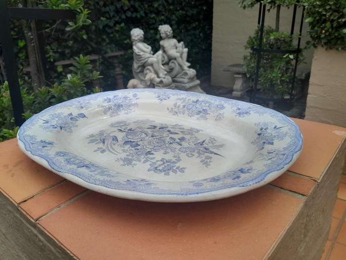 An Antique Blue and White Flower Pattern Porcelain Platter
