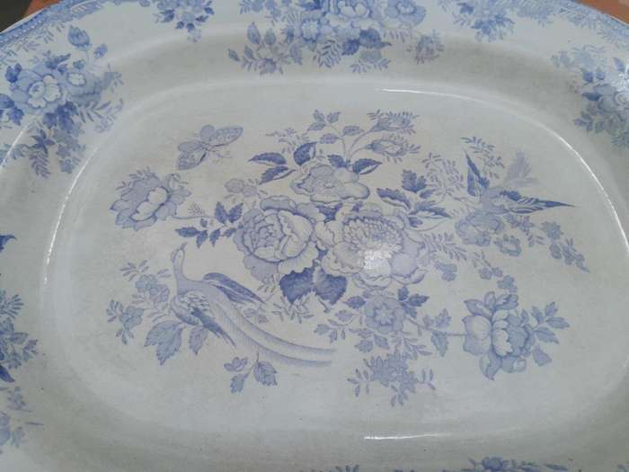 An Antique Blue and White Flower Pattern Porcelain Platter
