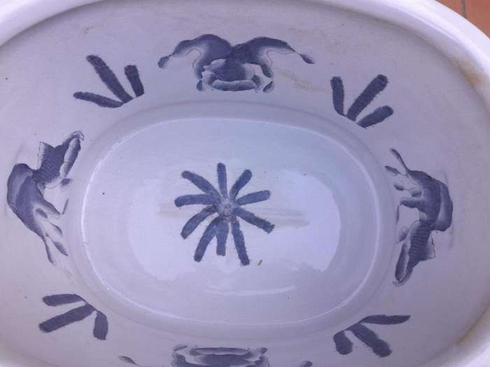 A 20th Century Porcelain Jardiniere
