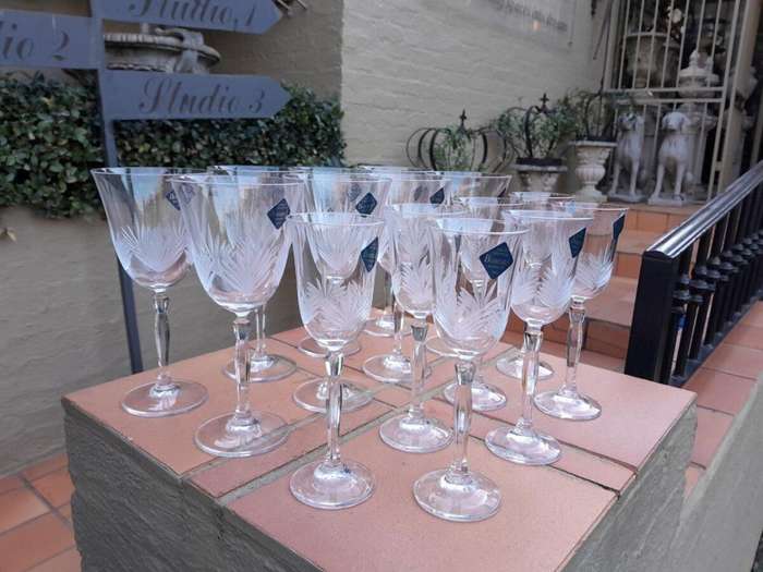 A Set Of Fifteen Bohemia Hand-Cut Crystal Red And White Wine Glasses In Boxes (Comprising Eight ...