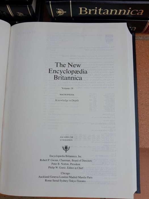 A 20th Century Set Of Thirty-Three Encyclopedia Brittanica Volumes  15th Edition