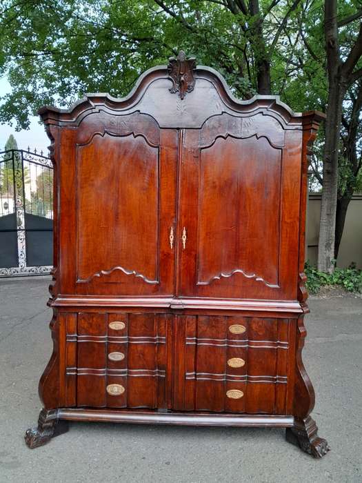 18th-century Dutch Walnut Armoire