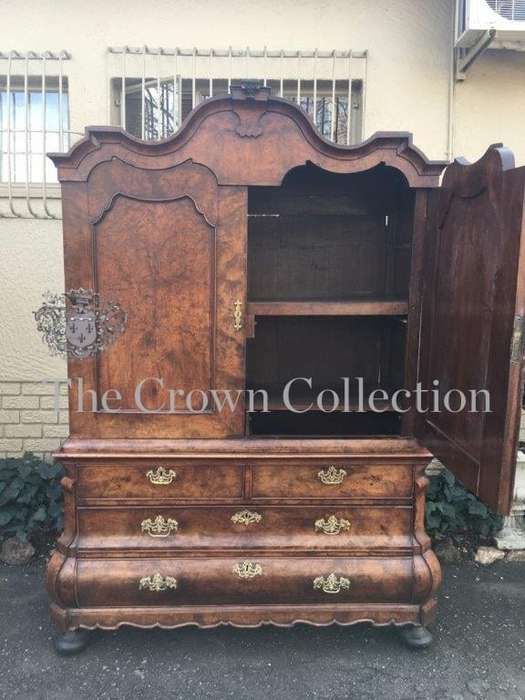 19th Century Burr Walnut Gabled Bombe Armoire in Rococo Taste, Dutch circa 1860