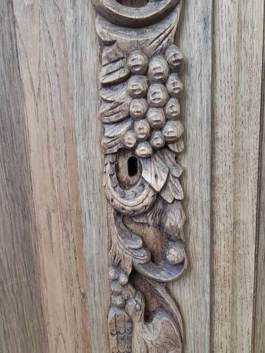 A Dutch Bleached / Natural Oak Kussekas/Cabinet Circa 1900