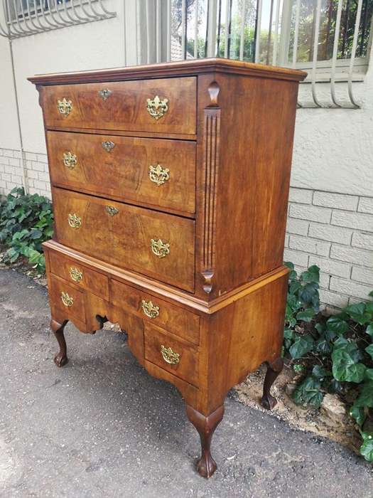 Georgian Walnut Chest-On-Chest, Circa 1800, In Two Parts