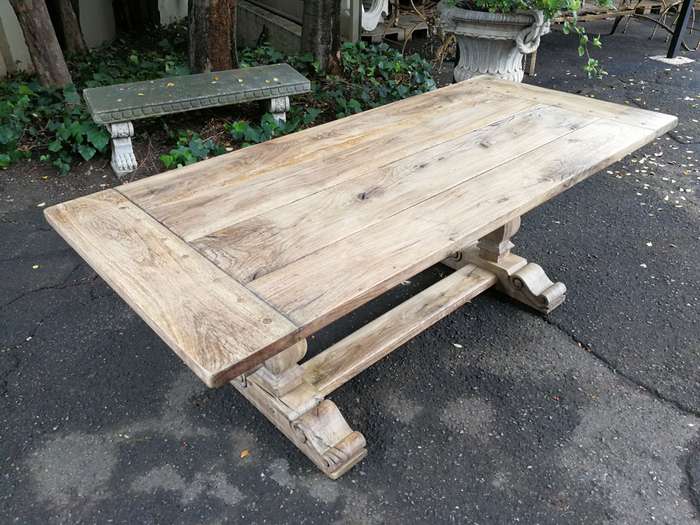 French Provincial Bleached / Natural Oak Refectory table/ Dining Table (8-Seater)