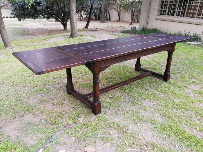 An 18th Century Extending Refectory Table (10 Seater)