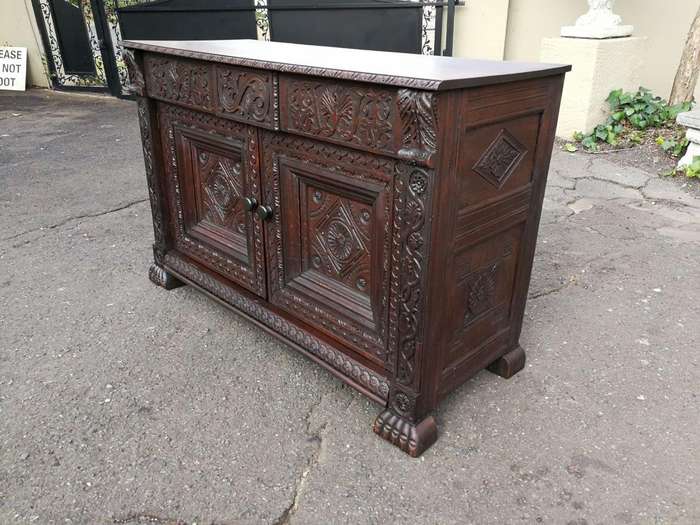 An Antique 19th Century Gothic Revival Carved Oak Drinks Table / Server with Cream Marble