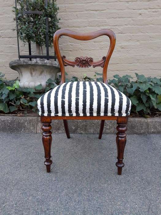 A 19th Century Circa 1890 Victorian Walnut Bustle Back Chair