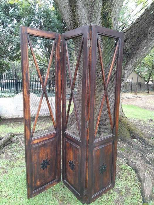 A 20TH Century 3 Panel Wooden Screen