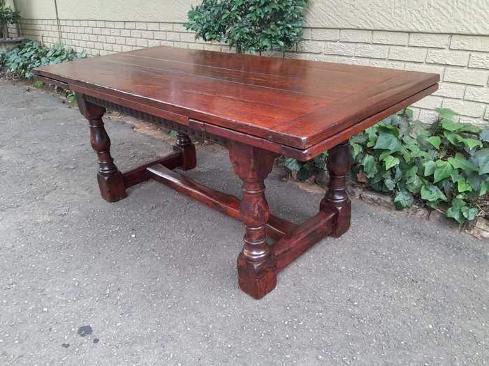 An Antique 19th Century Oak Refectory Table On Stretcher Base With Two Drawer Leaves (8-10 Seater)
