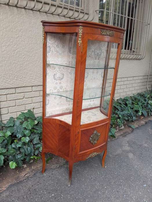 A 20th Century French Style Vitrine With Gilt Mounts