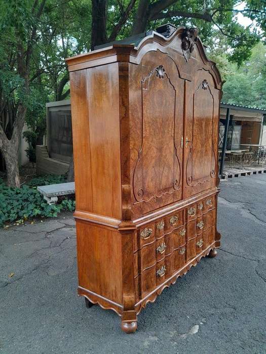An Early 18th Century Circa 1740 Dutch Louis XIV William and Mary Burr Walnut and Oyster Armoire ...