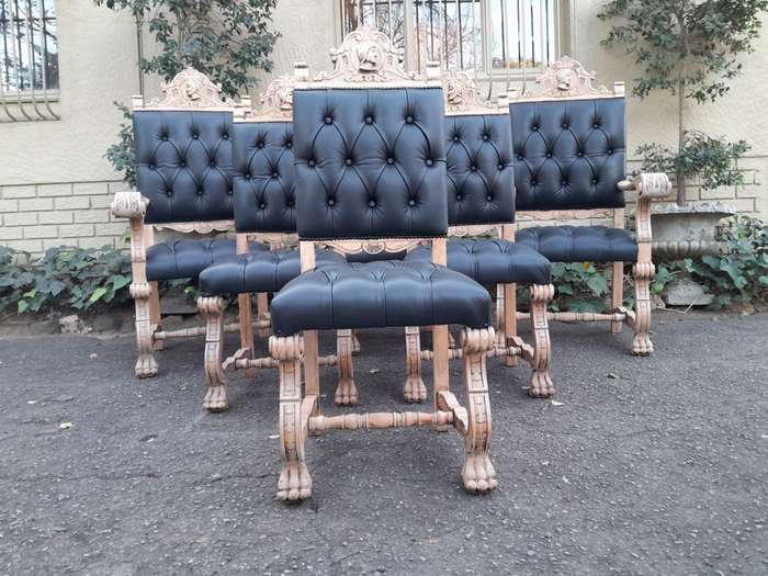 A 19th Century Spanish Heavily Carved Wooden Set of Six Mahogany Chairs (Comprises a Pair of Carv...