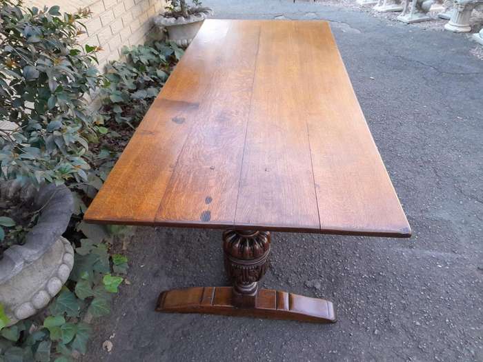 A 19th Century Circa 1900 Heavily Carved Oak Refectory Table (8 Seater)