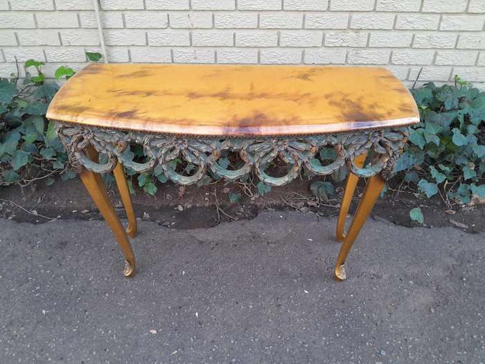 A Mid 20th Century / Circa 1950 Gilt Console Table with Decorative Faux Marble Top