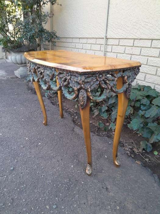A Mid 20th Century / Circa 1950 Gilt Console Table with Decorative Faux Marble Top
