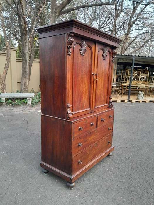A 19TH Century Antique Victorian Mahogany Linen Press With Drawers and Shelves