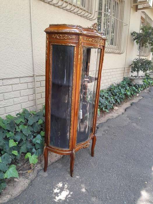 A 19TH Century French Vitrine With Glazed Doors