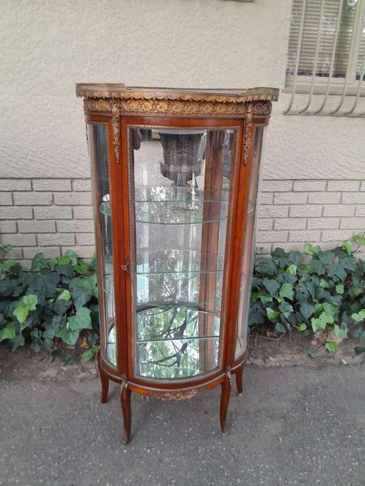 A Rare Near Pair of 20th Century French Style Vitrine / Display Demi Lune Cabinets With Brass Gal...