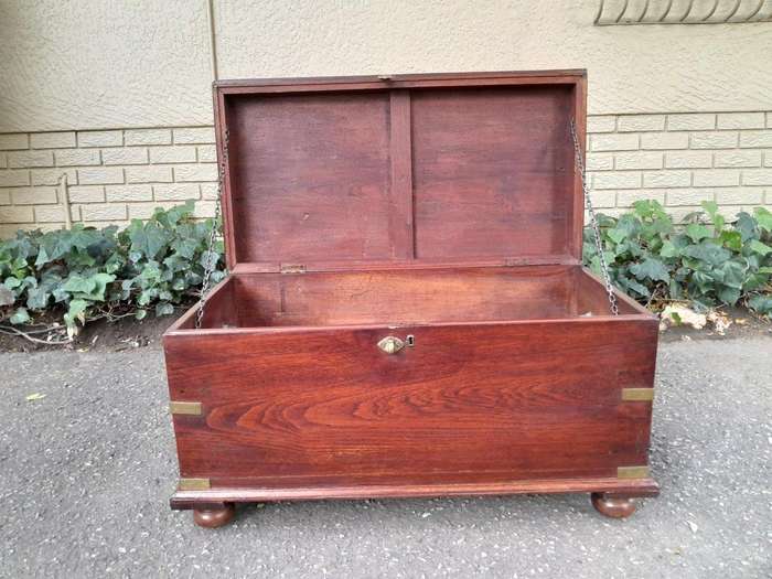 A 20th Century Oak Kist with Brass Handles and Hardware