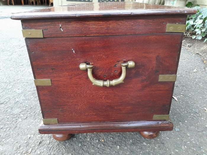A 20th Century Oak Kist with Brass Handles and Hardware