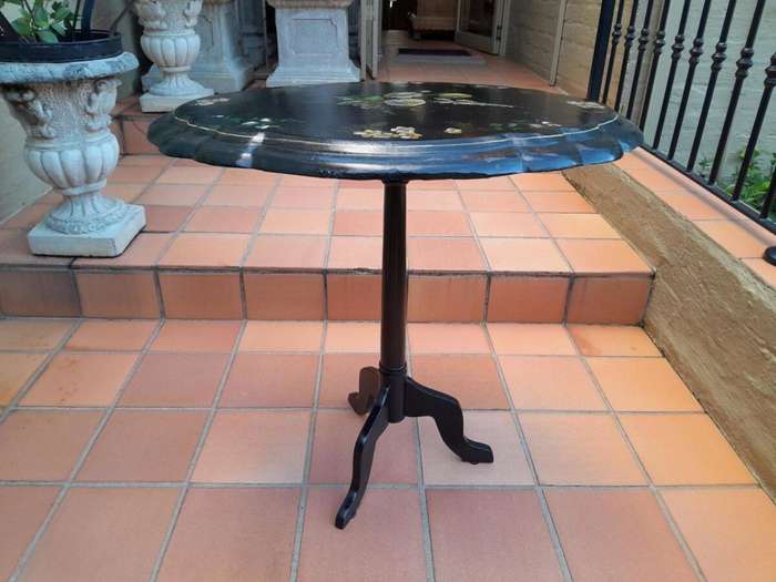 An Antique 19th Century Victorian Table with Mother Of Pearl