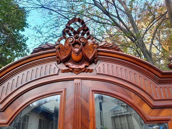 A 19th Century French Oak Armoire / Cupboard With Bevelled Mirror Doors