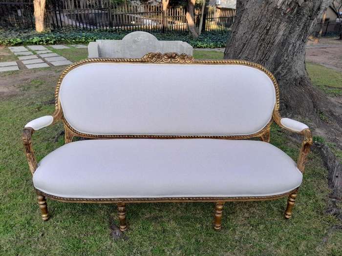 An Antique 19th Century / Circa 1850s  French Louis XV Style Giltwood Settee