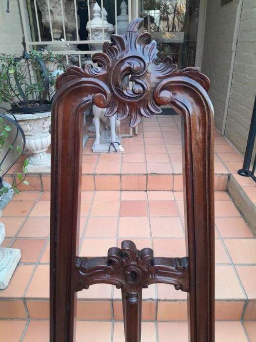 An Antique Circa 1900s French Baroque Style Mahogany Easel