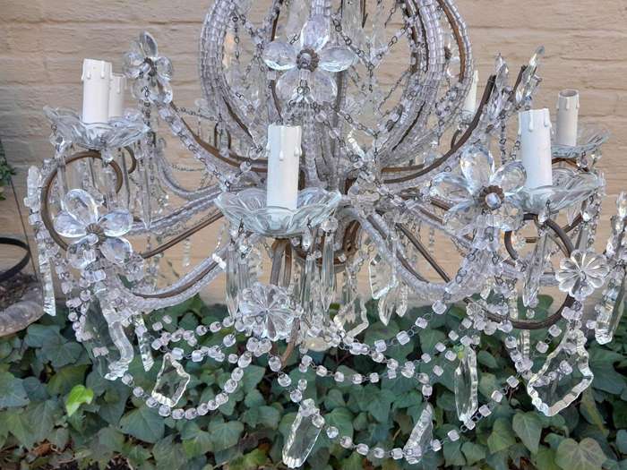 A 20th Century French Style Crystal Chandelier With Twelve Lights
