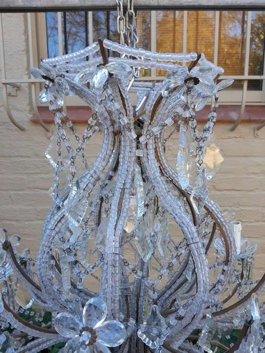A 20th Century French Style Crystal Chandelier With Twelve Lights