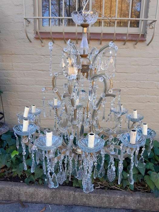 A 20th Century French Style Crystal Chandelier Sixteen Lights
