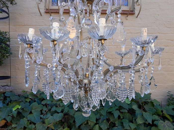 A 20th Century French Style Crystal Chandelier Sixteen Lights