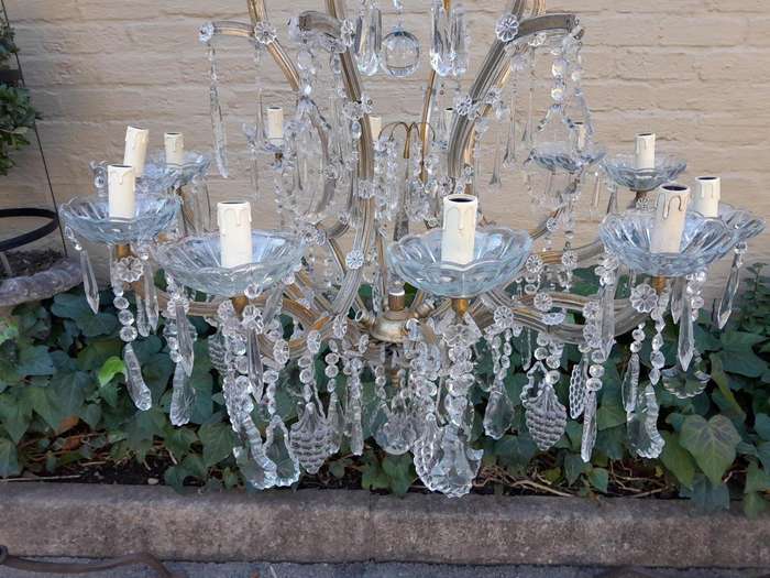 A 20th Century French Style Crystal Chandelier Sixteen Lights