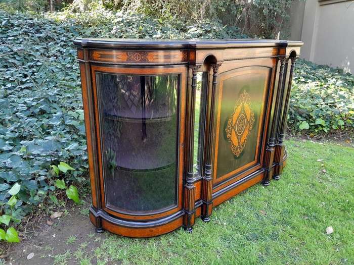 An Antique Victorian Circa 1880s Walnut, Ebonised And Inlaid Credenza / Drinks Table / Server /...