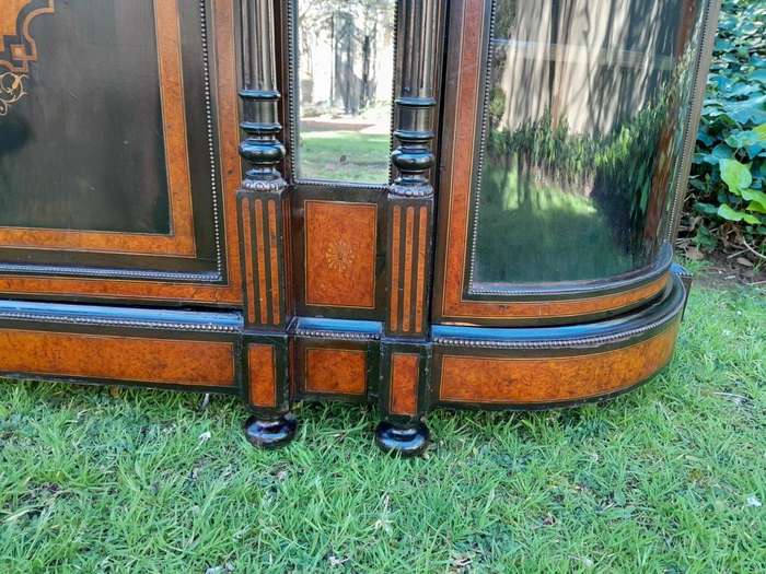 An Antique Victorian Circa 1880s Walnut, Ebonised And Inlaid Credenza / Drinks Table / Server /...