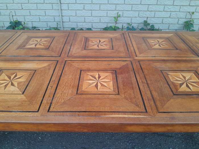 An Antique 19th Century French Oak And Walnut Table With Inlaid Parquetry Top
