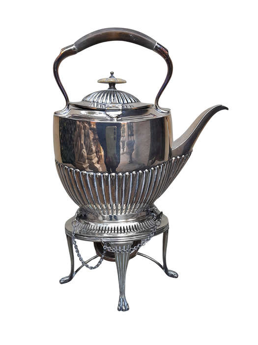 Electro Plate Kettle On Stand (Wooden Handle)