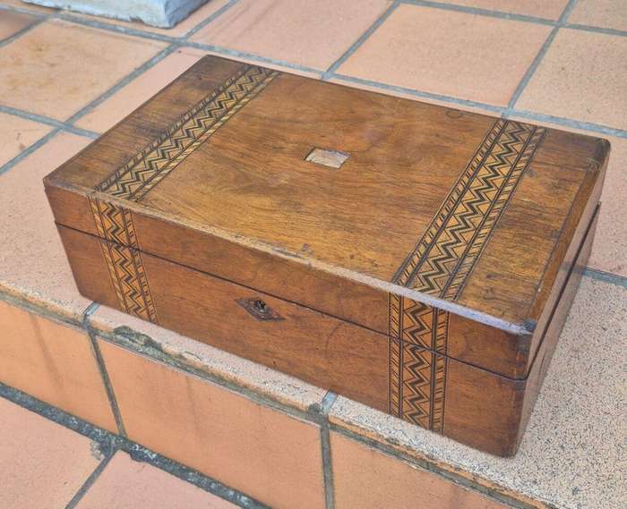 Antique 19Th Century Tunbridge Writing Slope / Box ND