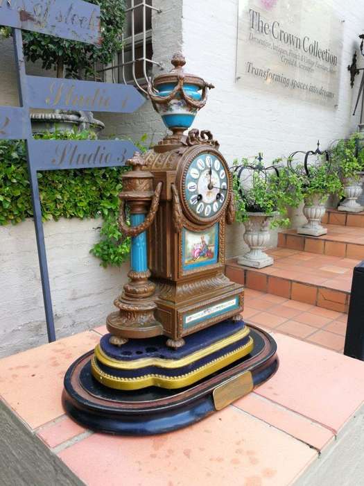 A 19th Century French-style MARSHALL & SONS Edinburgh Gilt Metal and Hand-Painted Ceramic Clock w...